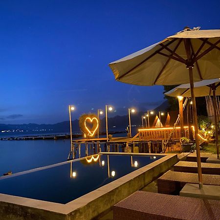 Emayan Glamping Kubupenlokan Dış mekan fotoğraf