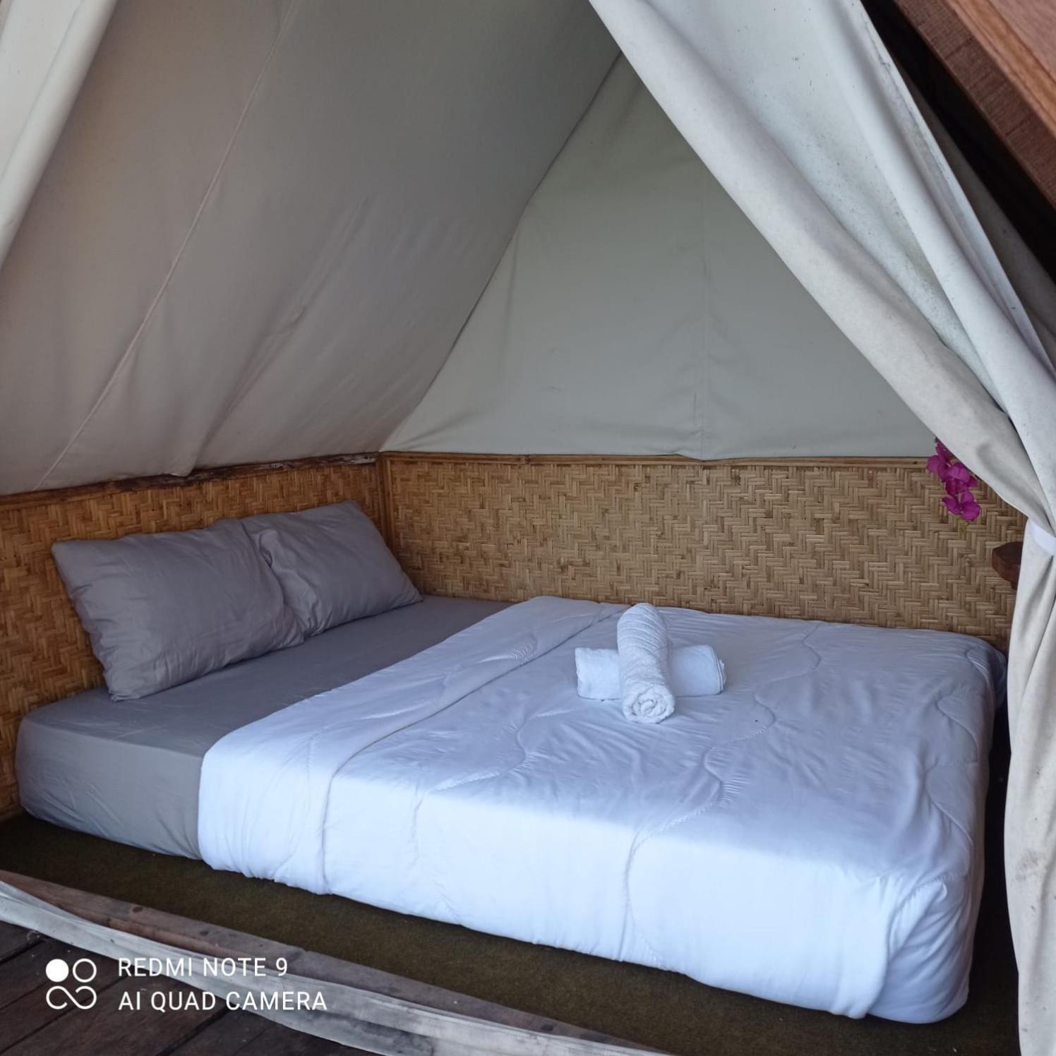 Emayan Glamping Kubupenlokan Dış mekan fotoğraf
